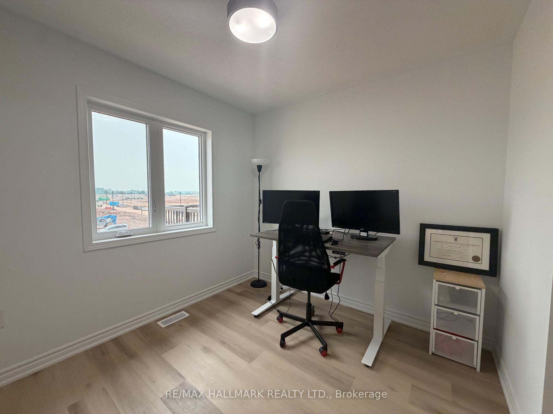 Photo 34 of 3384 Wrybill Path, Oakville, Joshua Meadows — HOMEH
