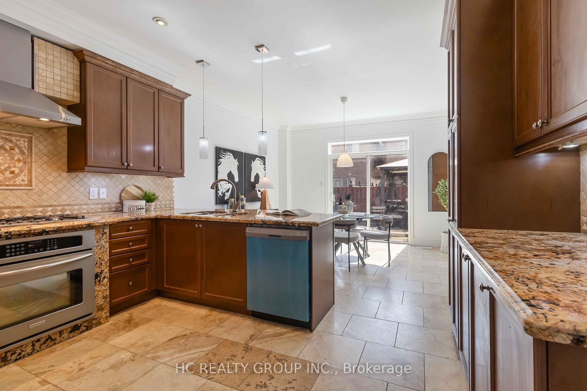 Photo 13 of 16 Begonia Crescent, Brampton, Northwest Sandalwood Parkway — HOMEH