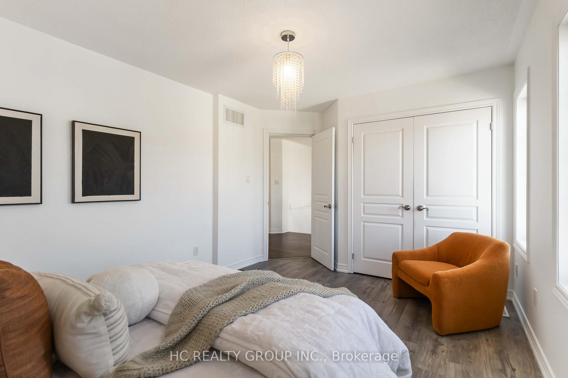 Photo 17 of 16 Begonia Crescent, Brampton, Northwest Sandalwood Parkway — HOMEH
