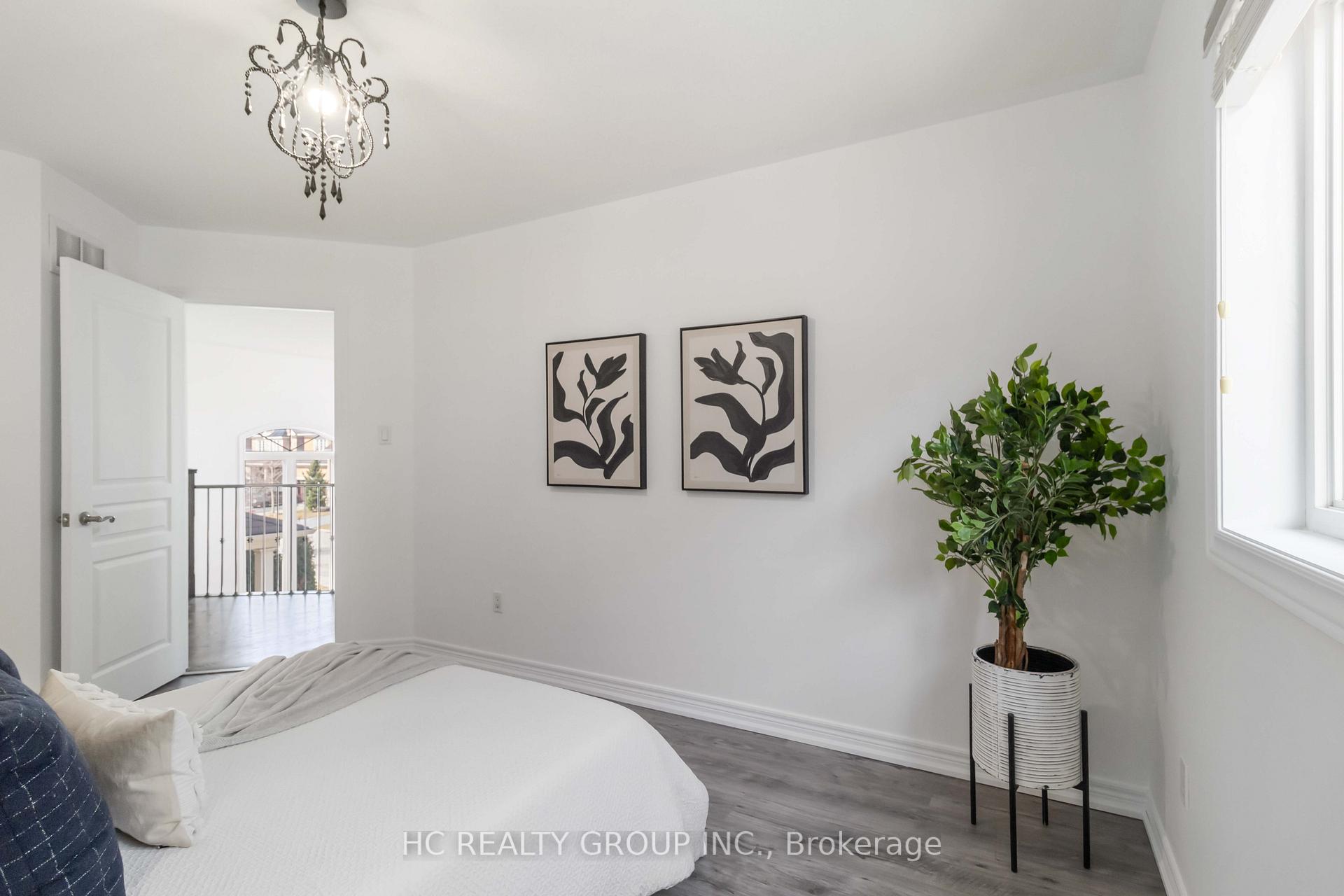 Photo 19 of 16 Begonia Crescent, Brampton, Northwest Sandalwood Parkway — HOMEH