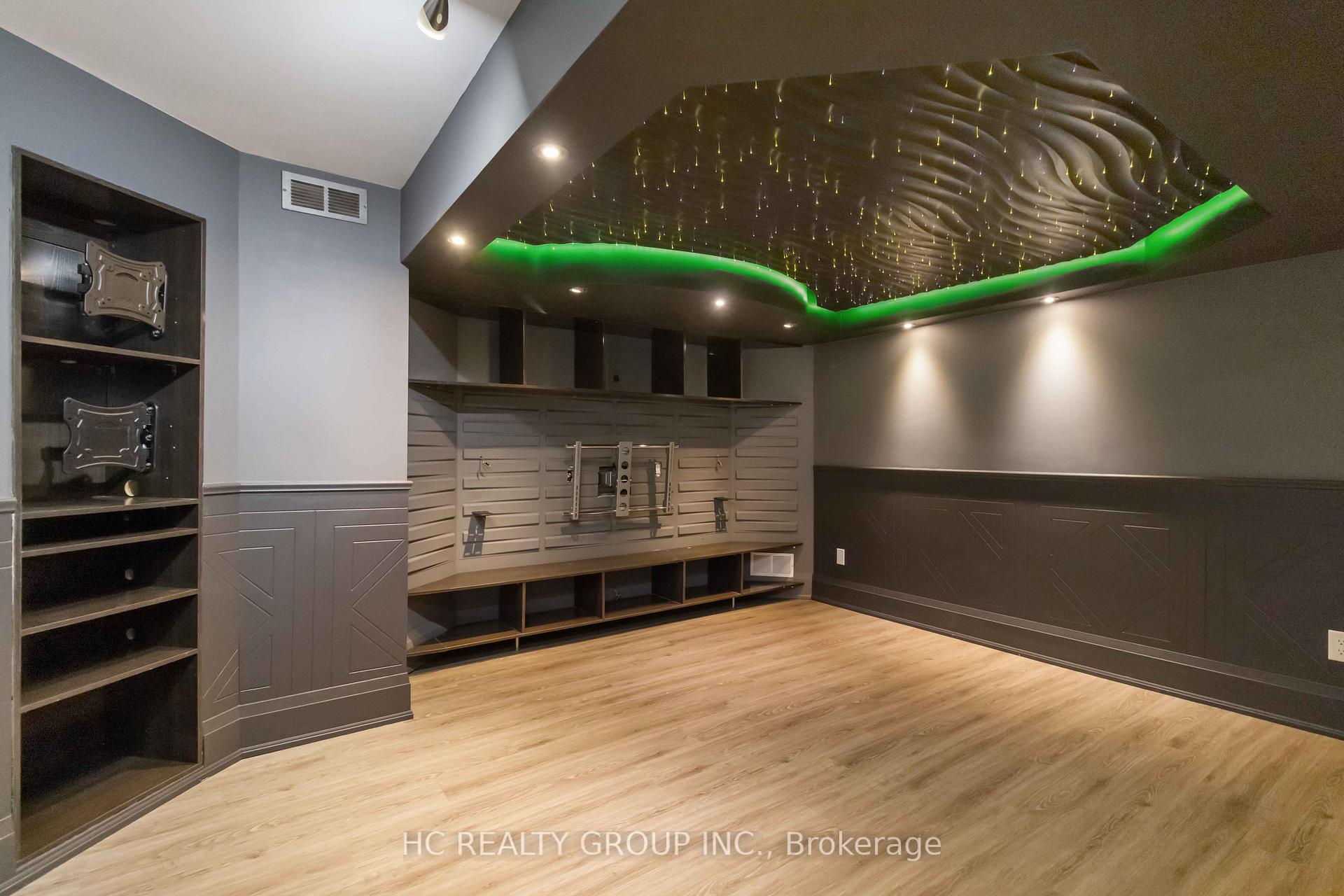Photo 37 of 16 Begonia Crescent, Brampton, Northwest Sandalwood Parkway — HOMEH
