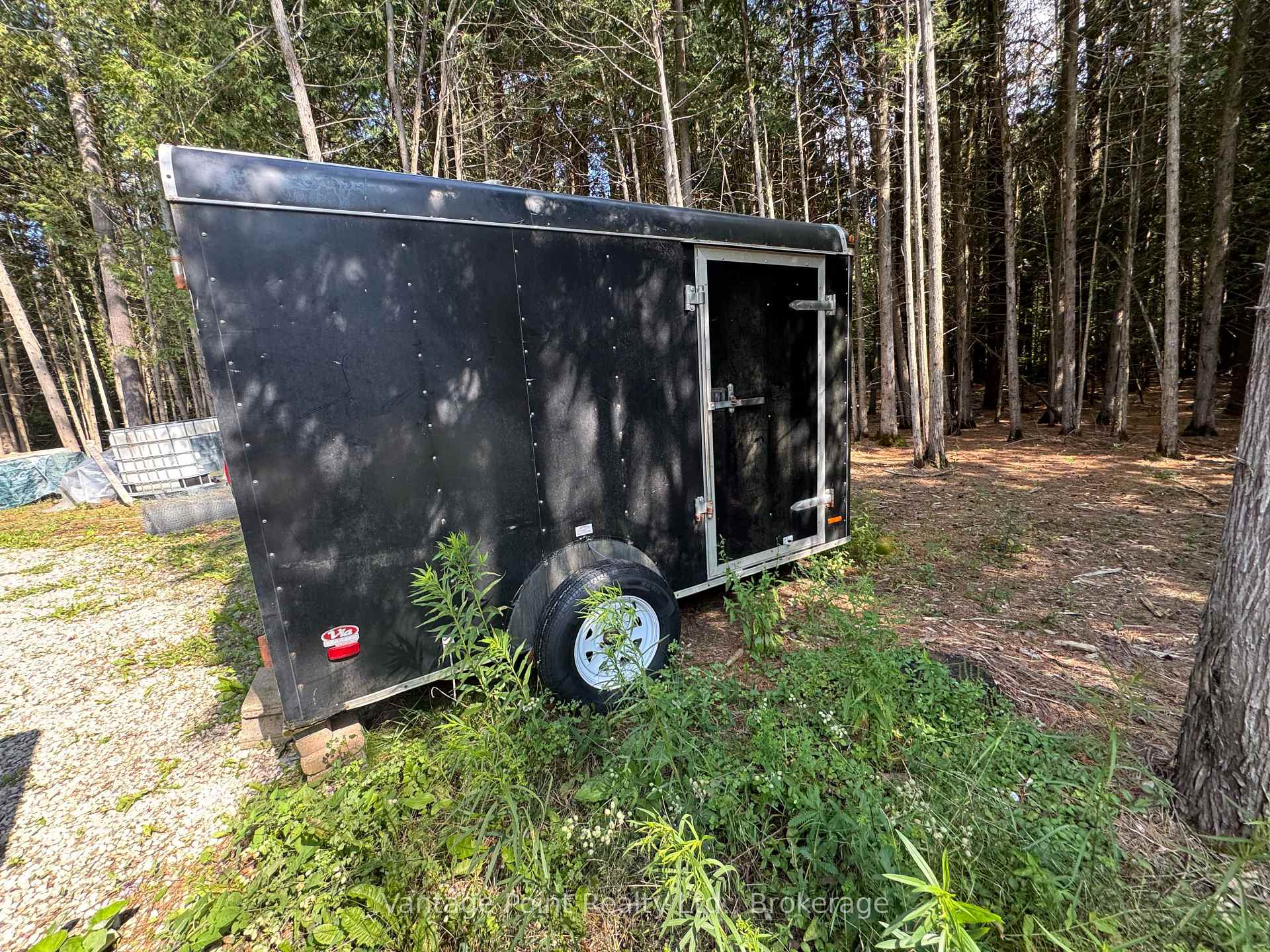 Photo 25 of 796331 East Back Line, Chatsworth — HOMEH