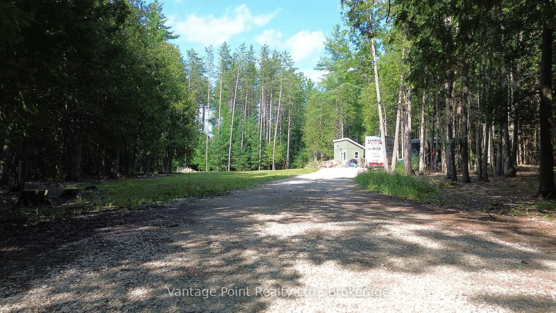 Photo 26 of 796331 East Back Line, Chatsworth — HOMEH