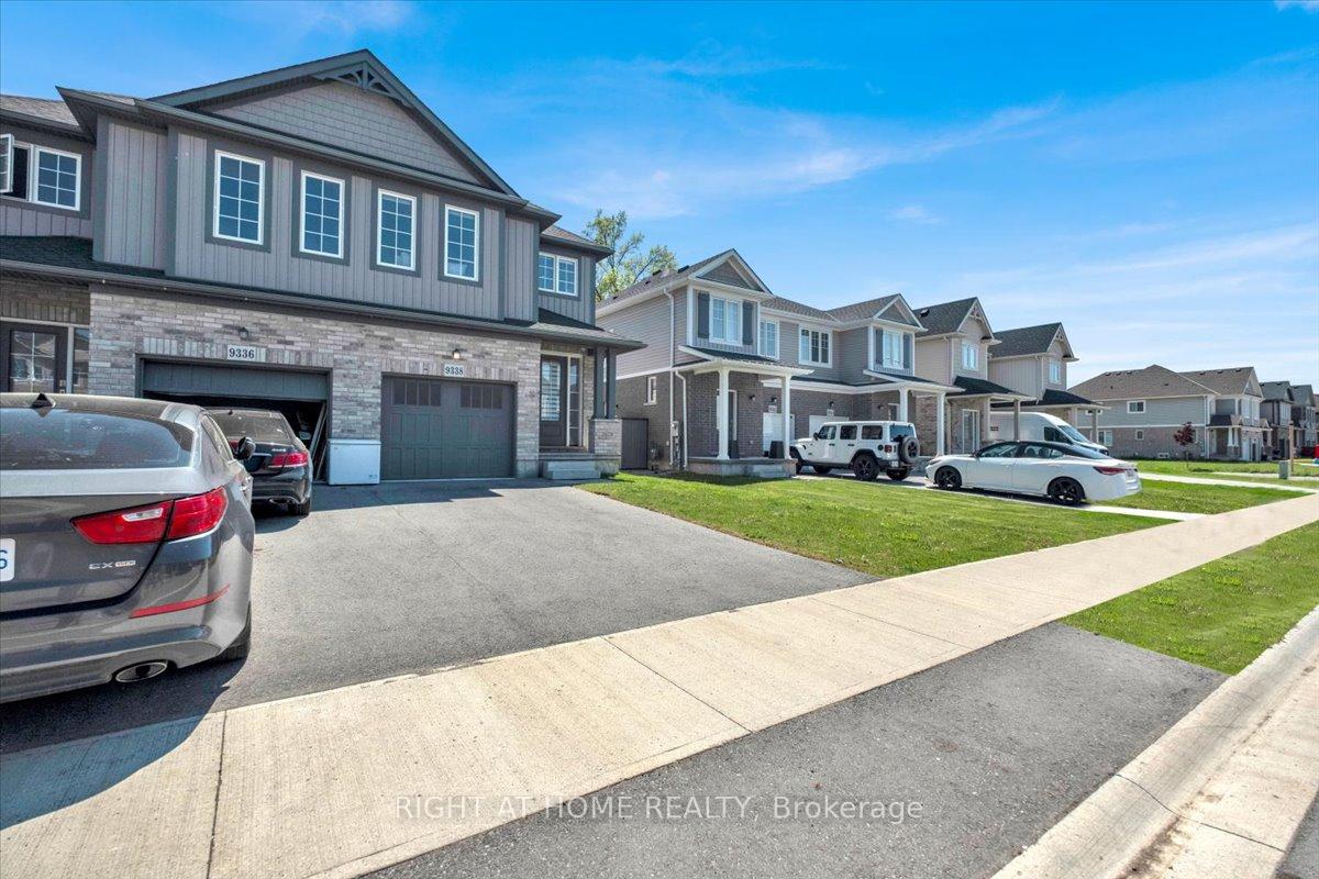 Photo of 9338 White Oak Avenue