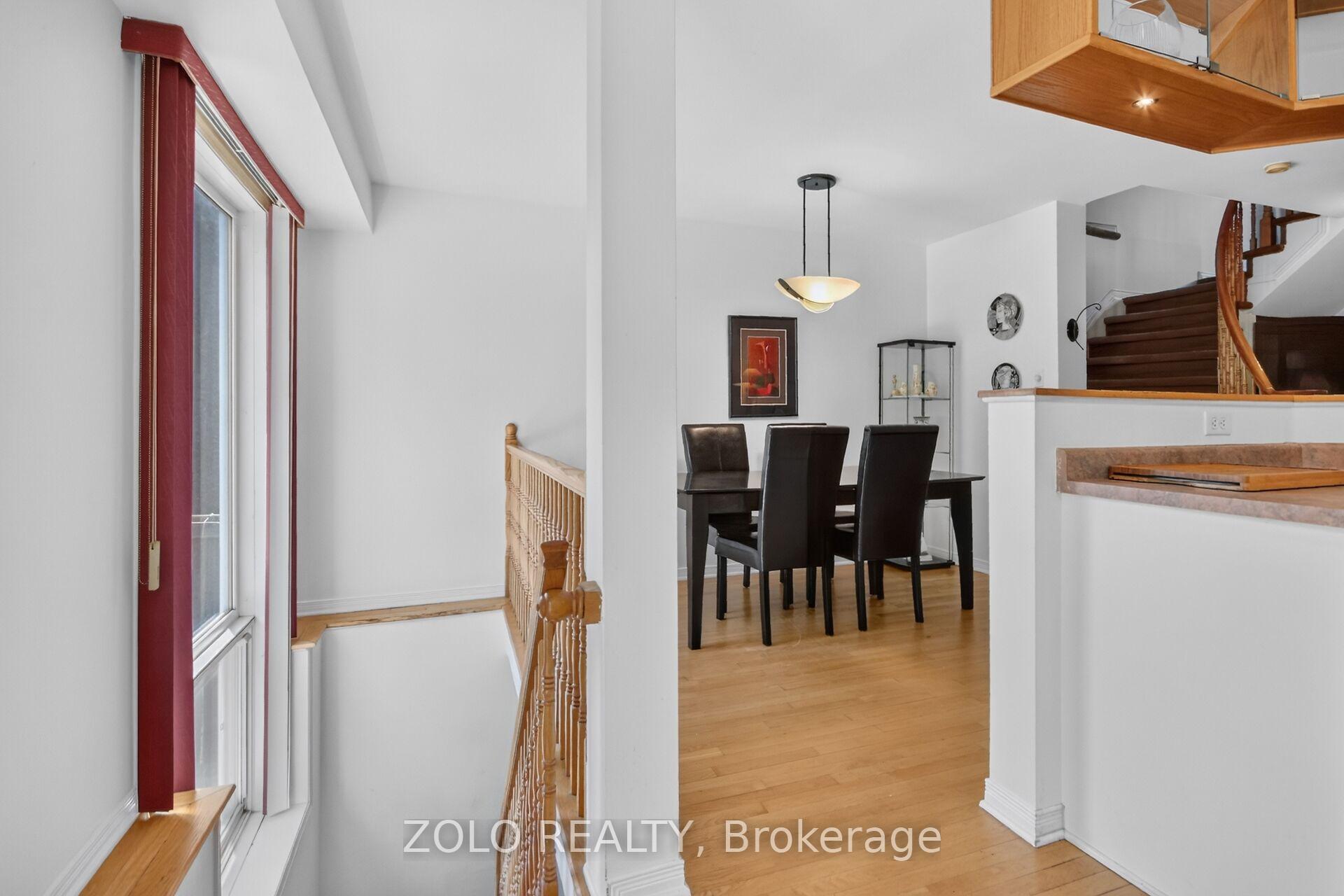 Photo 19 of 38 Central Park Drive, Ottawa, Central Park — HOMEH
