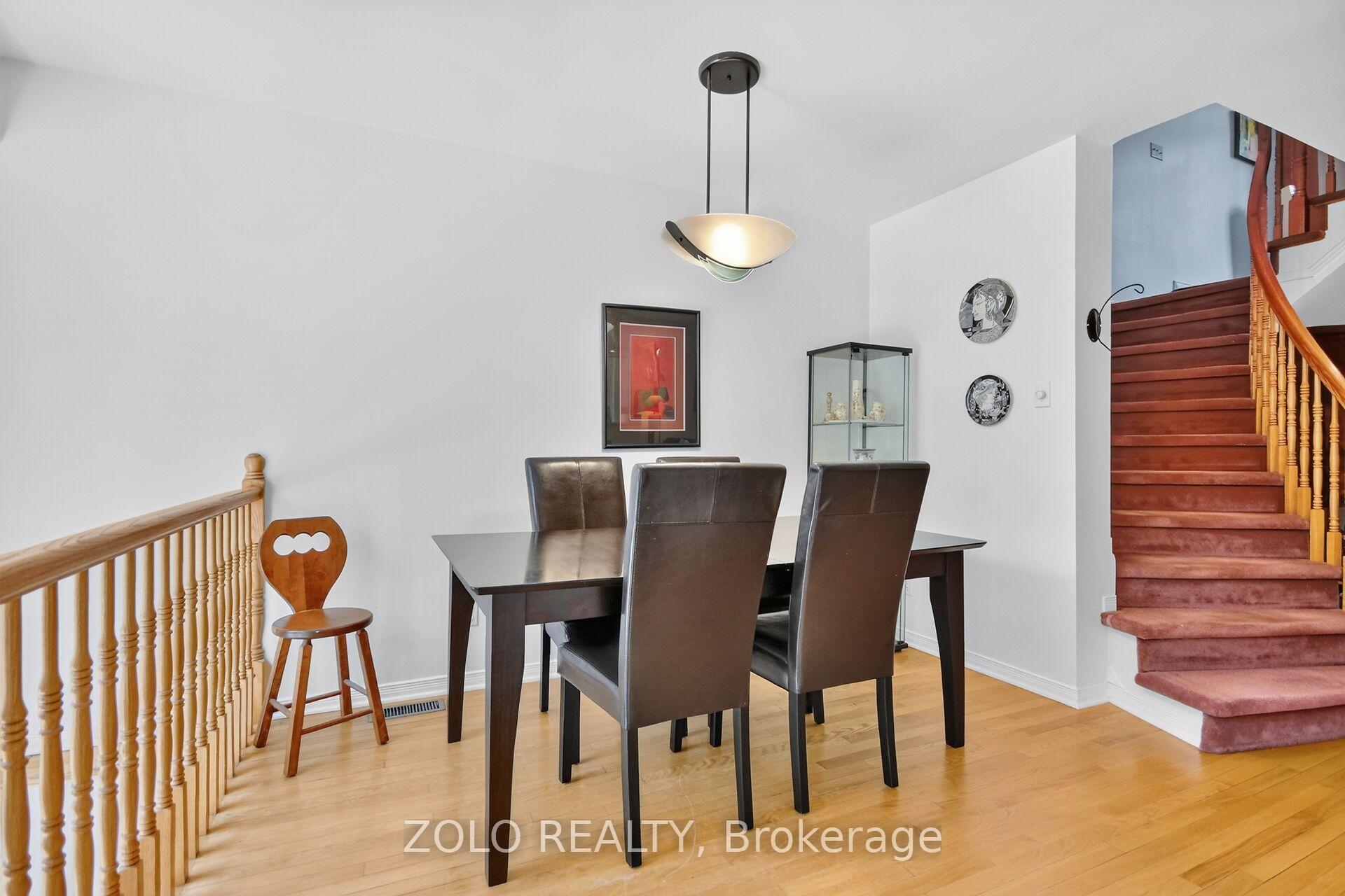 Photo 20 of 38 Central Park Drive, Ottawa, Central Park — HOMEH