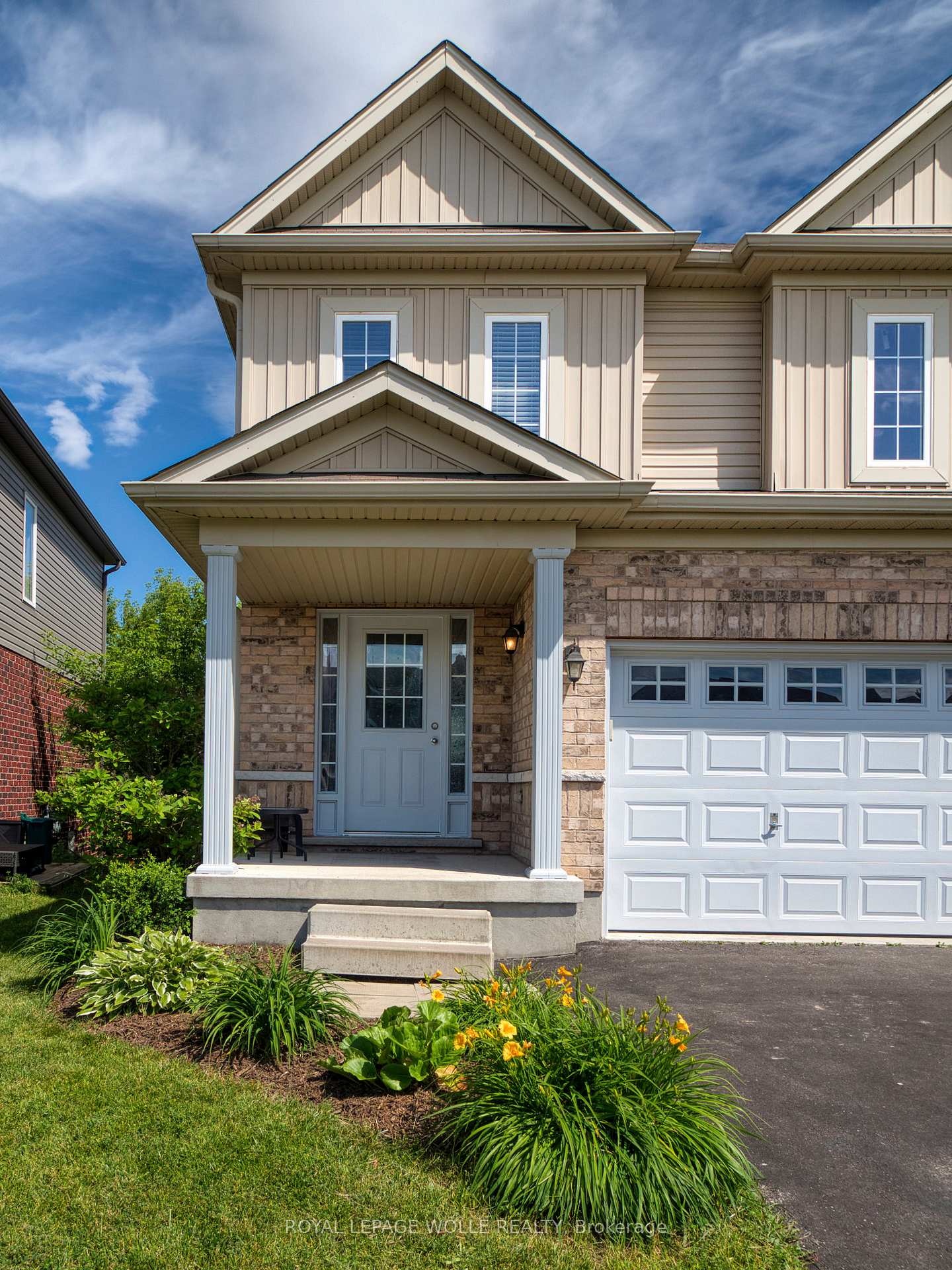 Photo 3 of 264 Vincent Drive, North Dumfries, Ayr — HOMEH