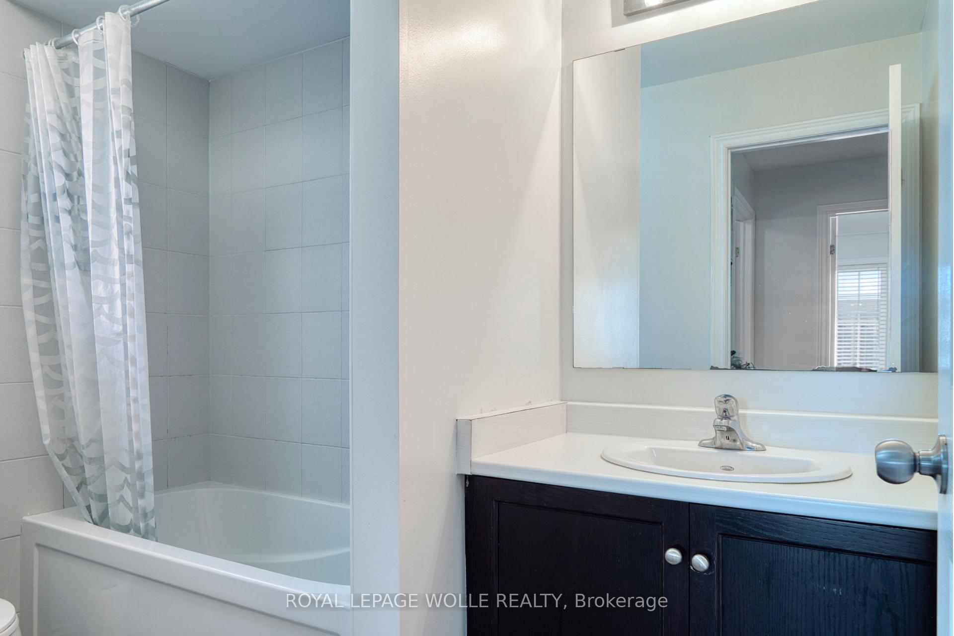Photo 19 of 264 Vincent Drive, North Dumfries, Ayr — HOMEH