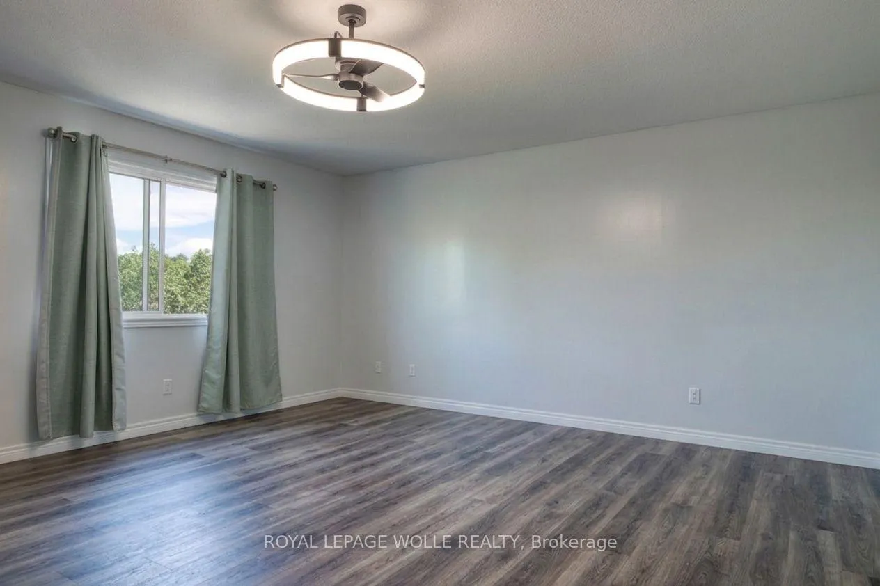 Photo 20 of 264 Vincent Drive, North Dumfries, Ayr — HOMEH