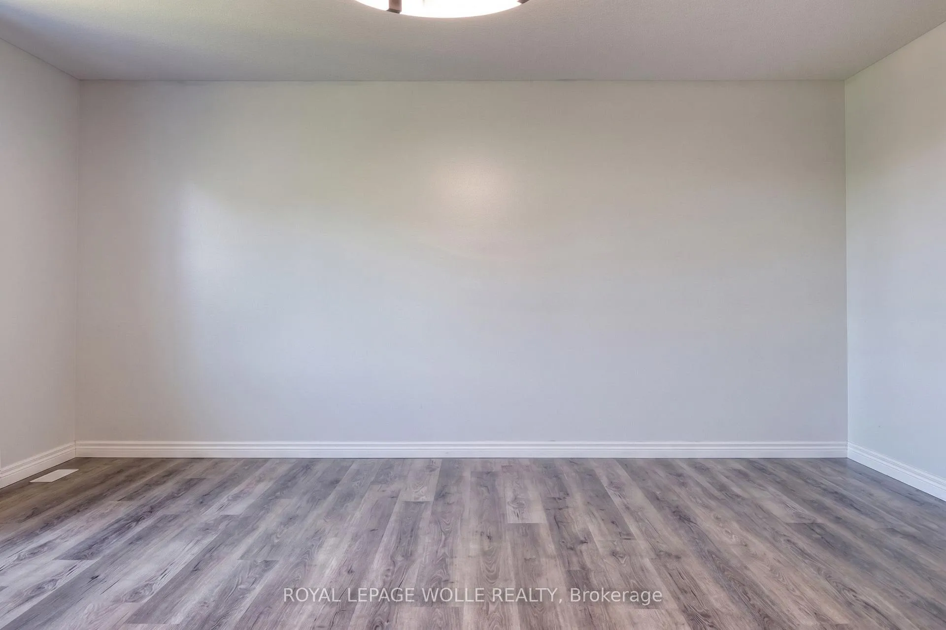 Photo 21 of 264 Vincent Drive, North Dumfries, Ayr — HOMEH