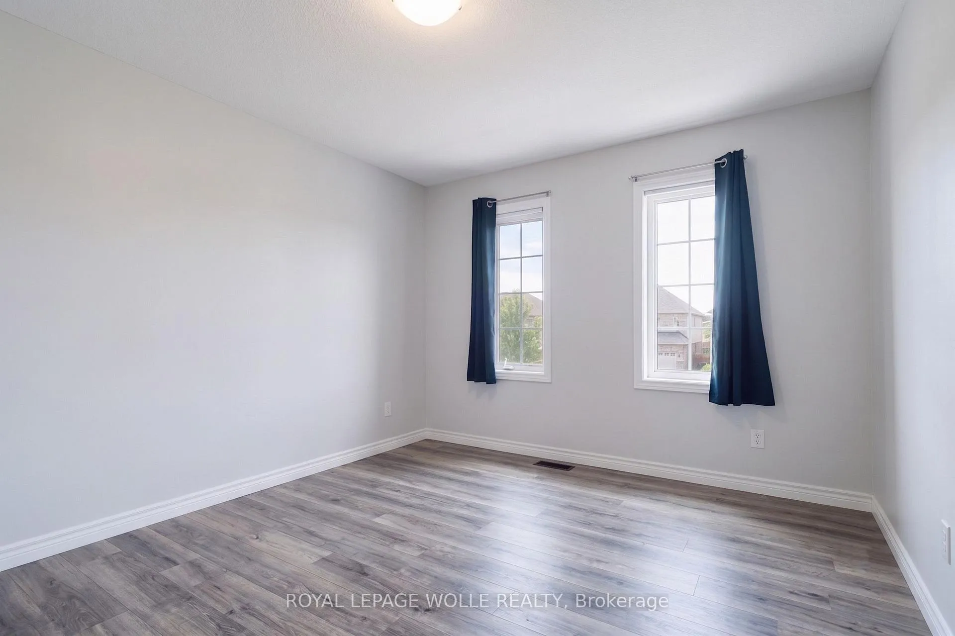 Photo 27 of 264 Vincent Drive, North Dumfries, Ayr — HOMEH