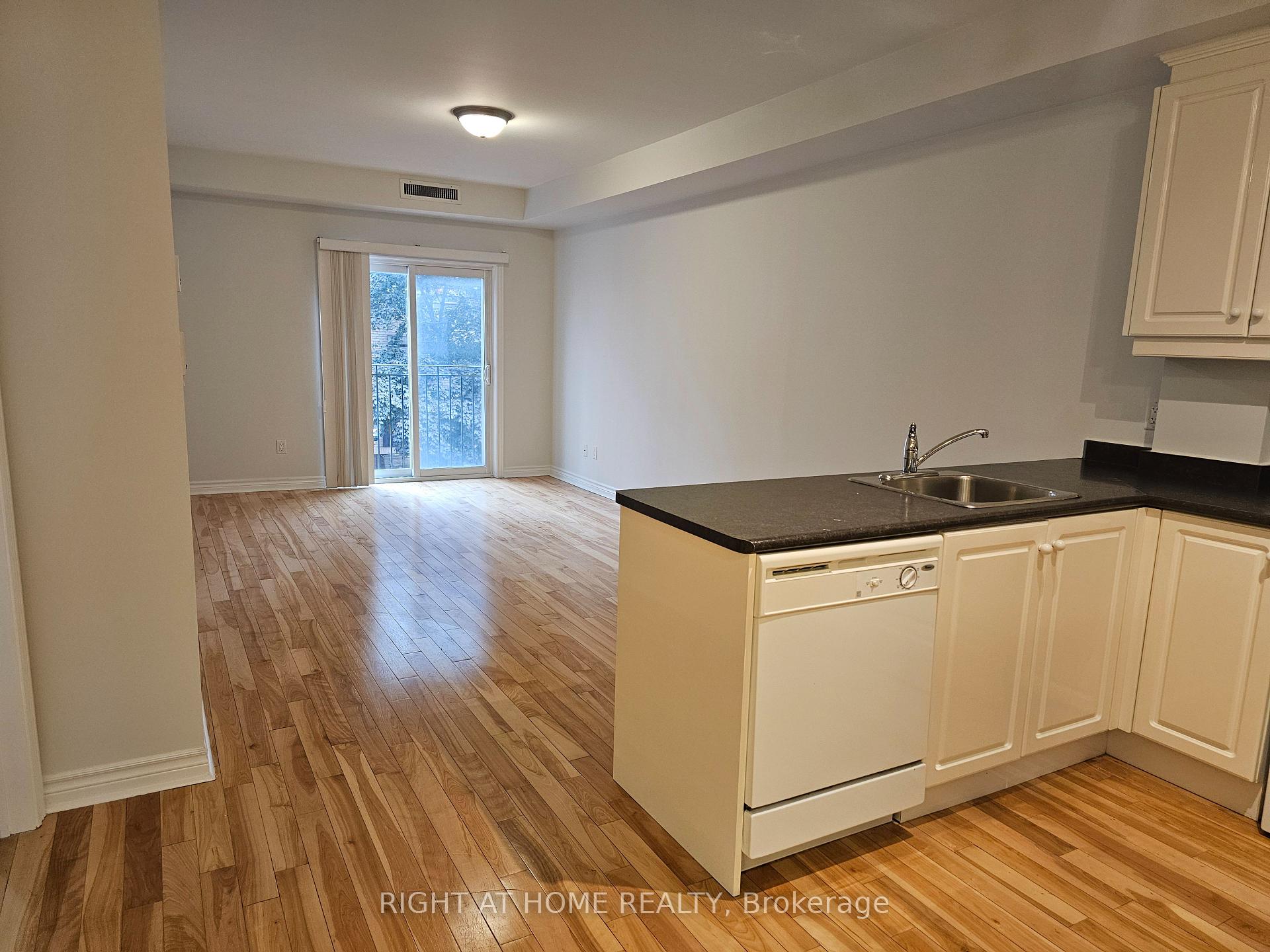 Photo 7 of Unit 203, 648A Yonge Street, Toronto, Church-Yonge Corridor — HOMEH