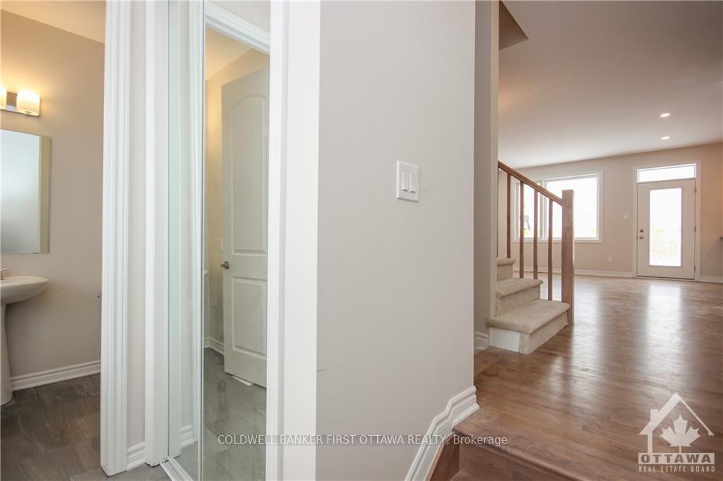 Photo 2 of 72 Focality Crescent, Ottawa, Barrhaven - Half Moon Bay — HOMEH