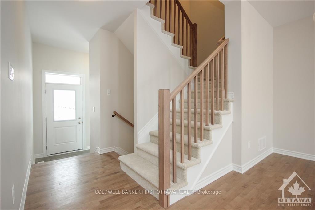 Photo 5 of 72 Focality Crescent, Ottawa, Barrhaven - Half Moon Bay — HOMEH