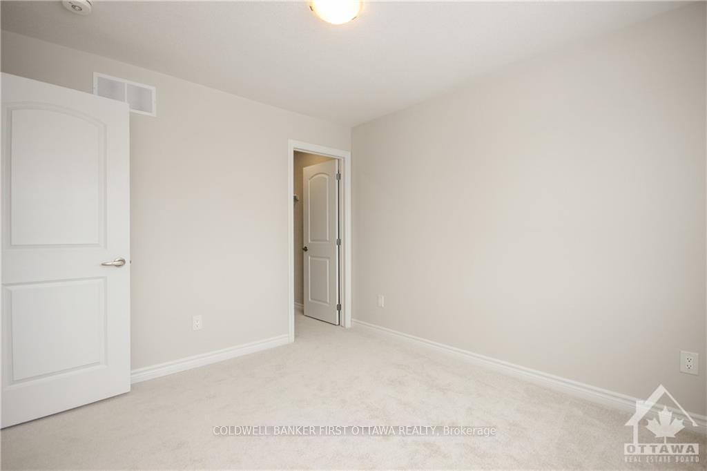 Photo 24 of 72 Focality Crescent, Ottawa, Barrhaven - Half Moon Bay — HOMEH