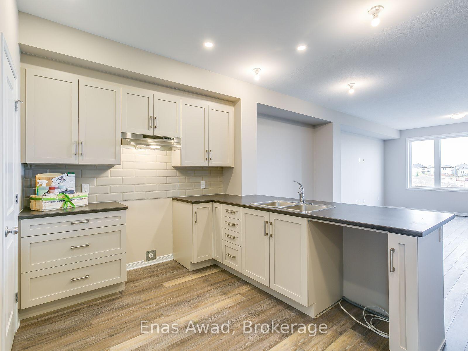 Photo 9 of 491 Cope Drive, Ottawa, Kanata - Emerald Meadows/Trailwest — HOMEH