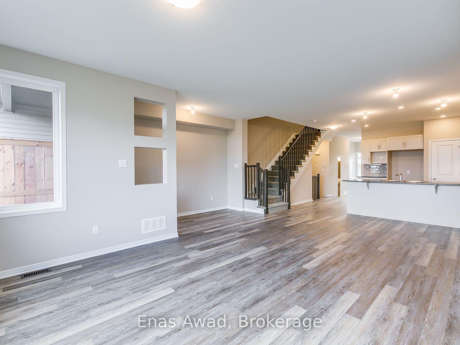 Photo 13 of 491 Cope Drive, Ottawa, Kanata - Emerald Meadows/Trailwest — HOMEH