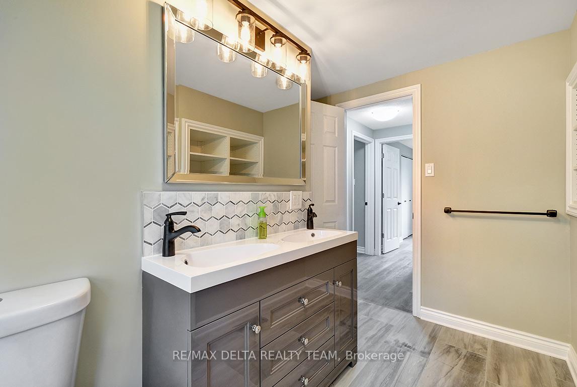 Photo 27 of 397 Phoenix Crescent, Ottawa, Bilberry Creek/Queenswood Heights — HOMEH
