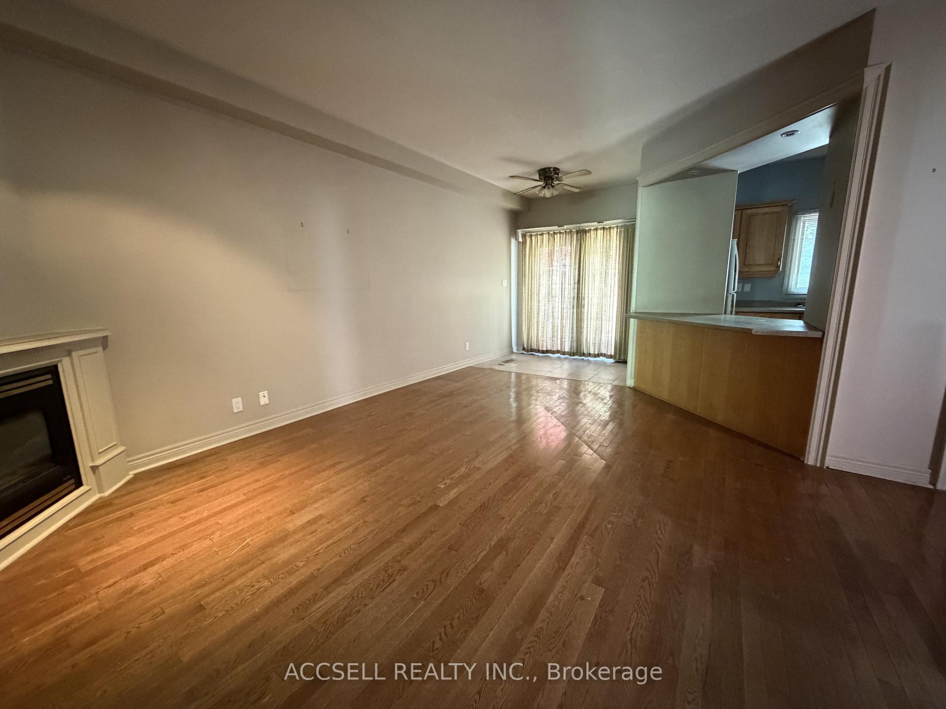 Photo 7 of 64 Parklea Drive, Toronto, Leaside — HOMEH