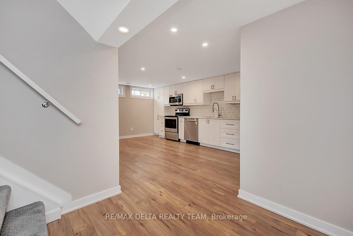 Photo 5 of Unit B, 2012 Haig Drive, Ottawa, Elmvale Acres — HOMEH