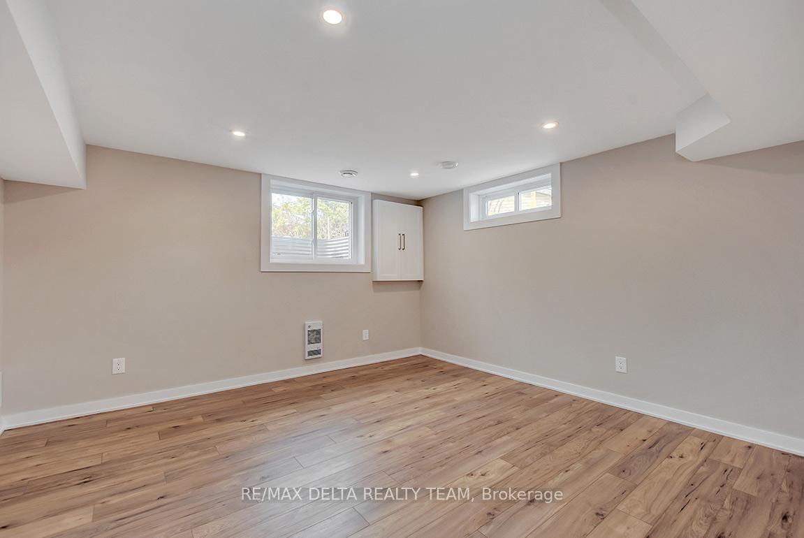 Photo 6 of Unit B, 2012 Haig Drive, Ottawa, Elmvale Acres — HOMEH