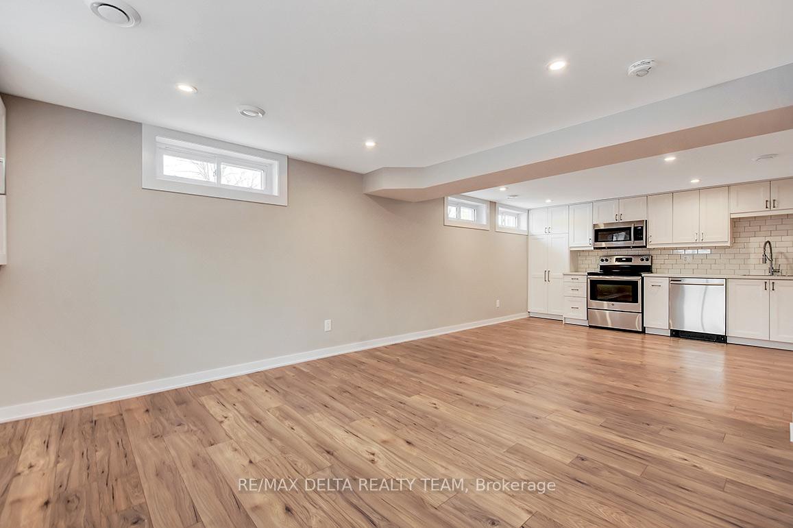 Photo 9 of Unit B, 2012 Haig Drive, Ottawa, Elmvale Acres — HOMEH