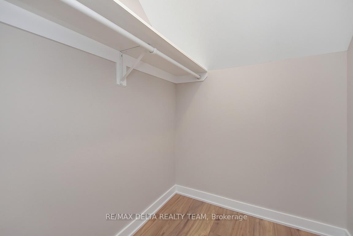 Photo 26 of Unit B, 2012 Haig Drive, Ottawa, Elmvale Acres — HOMEH