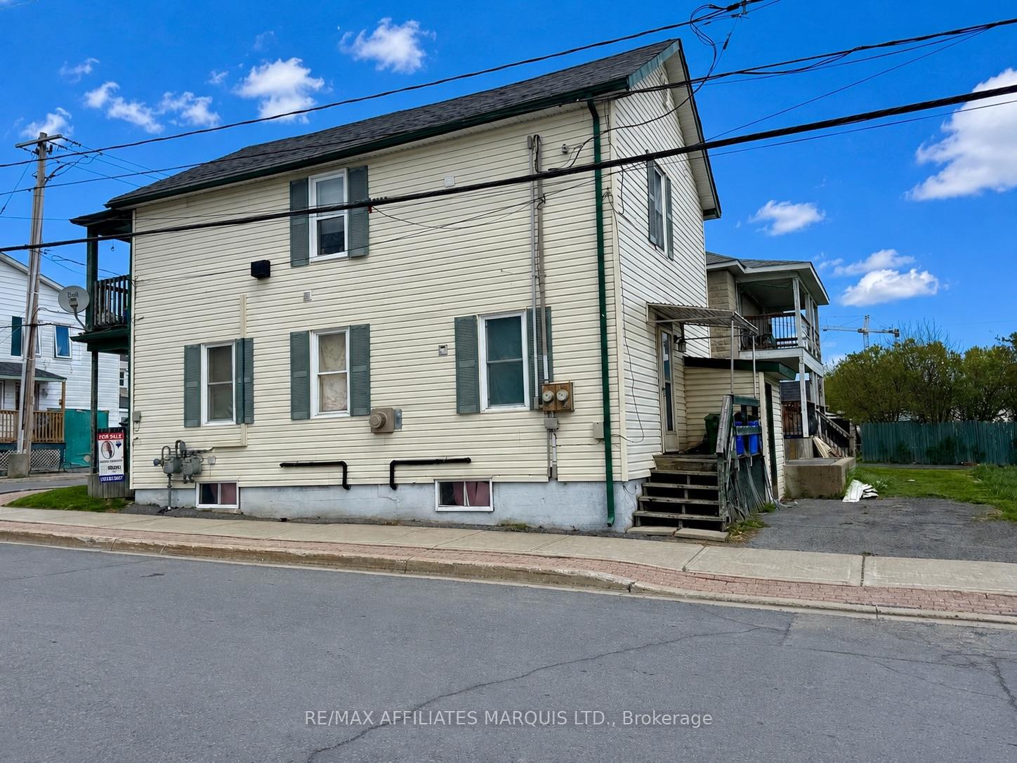 Photo 3 of 115 Prince Albert Street, Cornwall, Cornwall — HOMEH