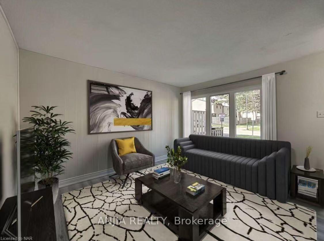 Photo 2 of Unit 31, 2 Weiden Street, St. Catharines, Bunting/Linwell — HOMEH