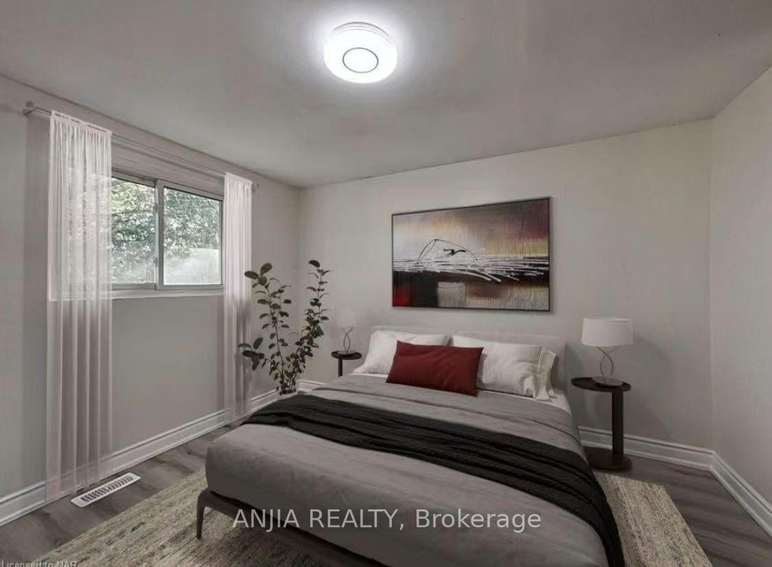 Photo 5 of Unit 31, 2 Weiden Street, St. Catharines, Bunting/Linwell — HOMEH