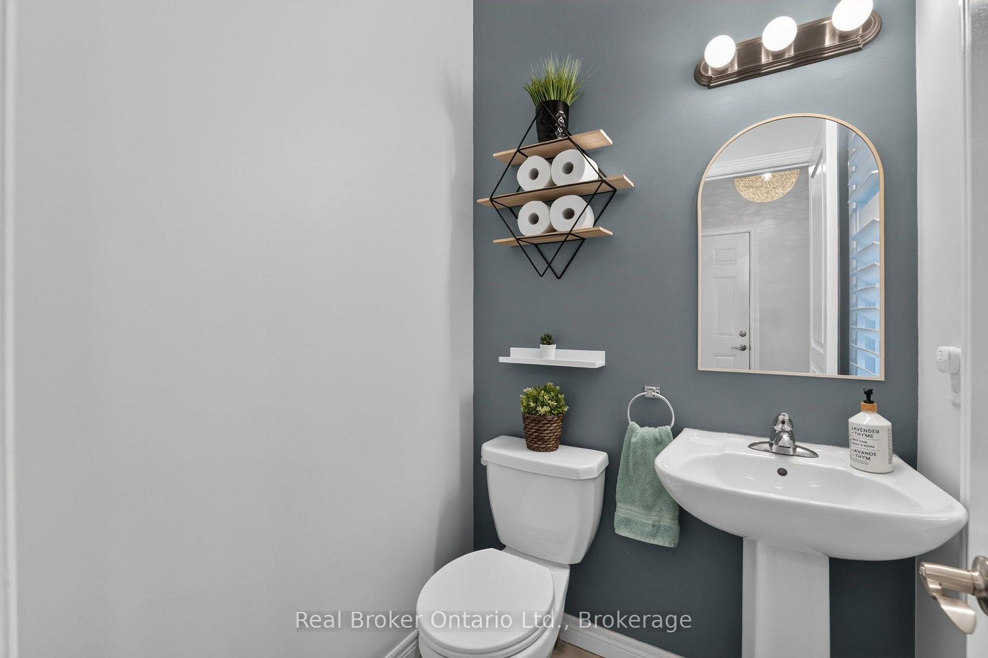 Photo 6 of 81 Showcase Drive, Hamilton, Rural Glanbrook — HOMEH