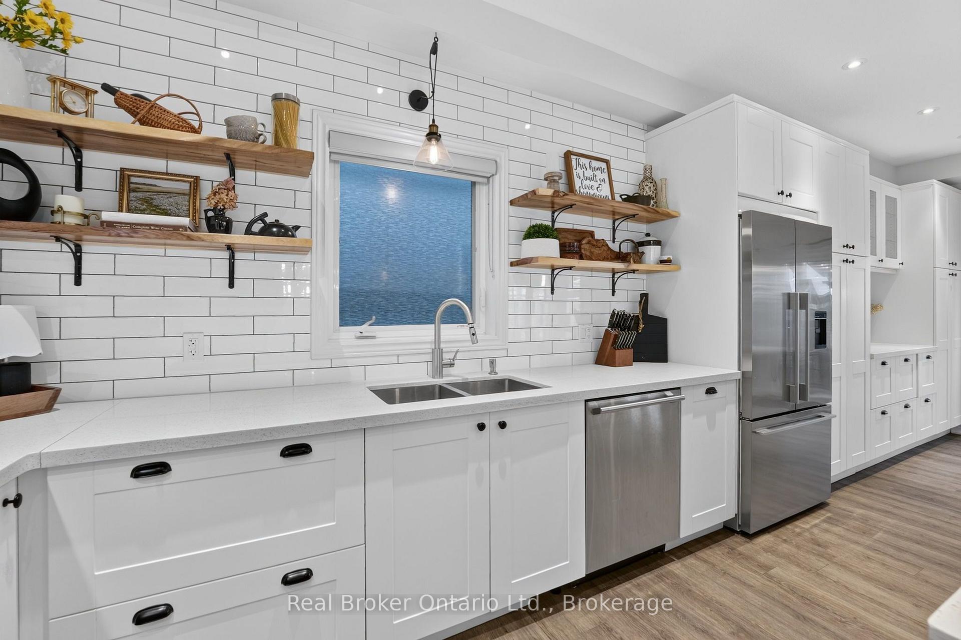 Photo 16 of 81 Showcase Drive, Hamilton, Rural Glanbrook — HOMEH
