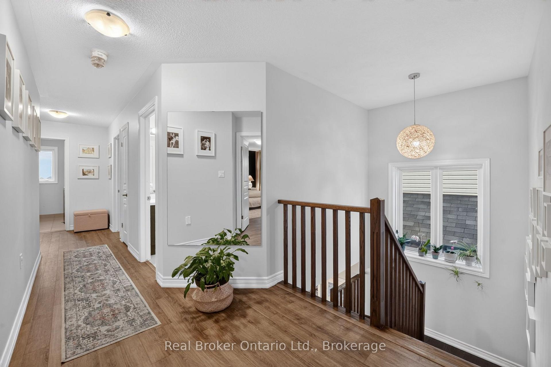 Photo 20 of 81 Showcase Drive, Hamilton, Rural Glanbrook — HOMEH