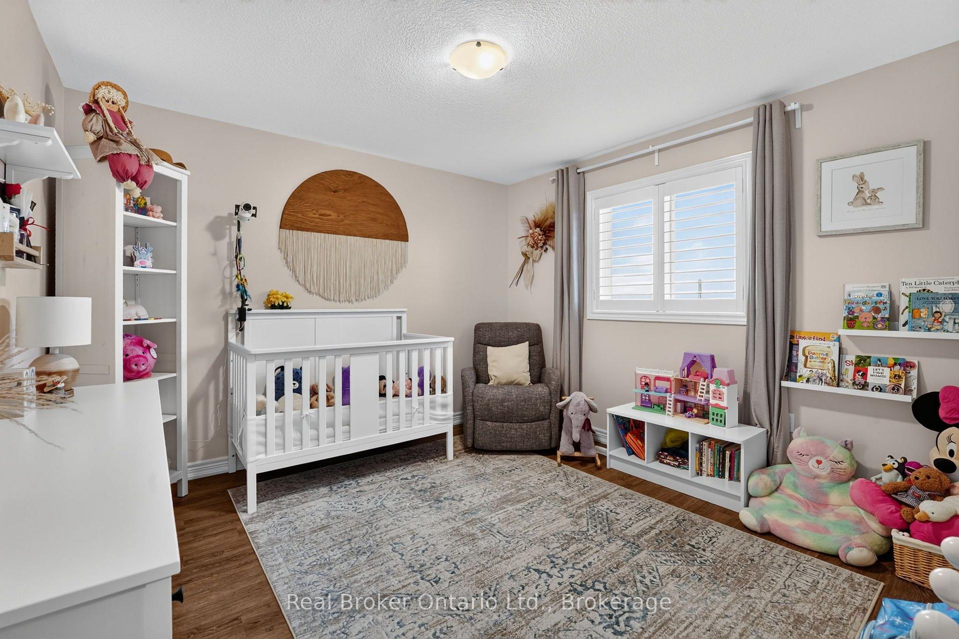 Photo 33 of 81 Showcase Drive, Hamilton, Rural Glanbrook — HOMEH