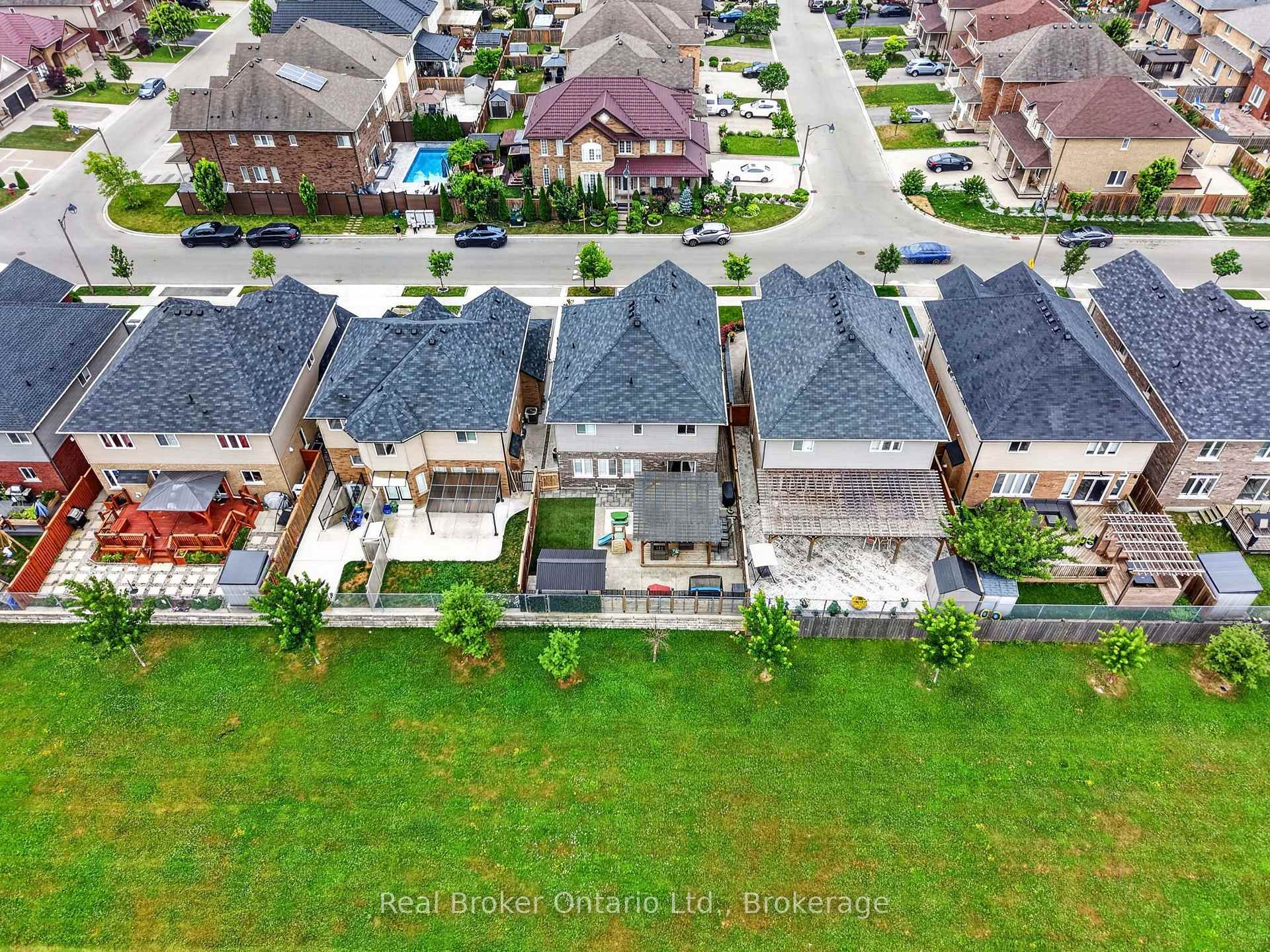 Photo 45 of 81 Showcase Drive, Hamilton, Rural Glanbrook — HOMEH