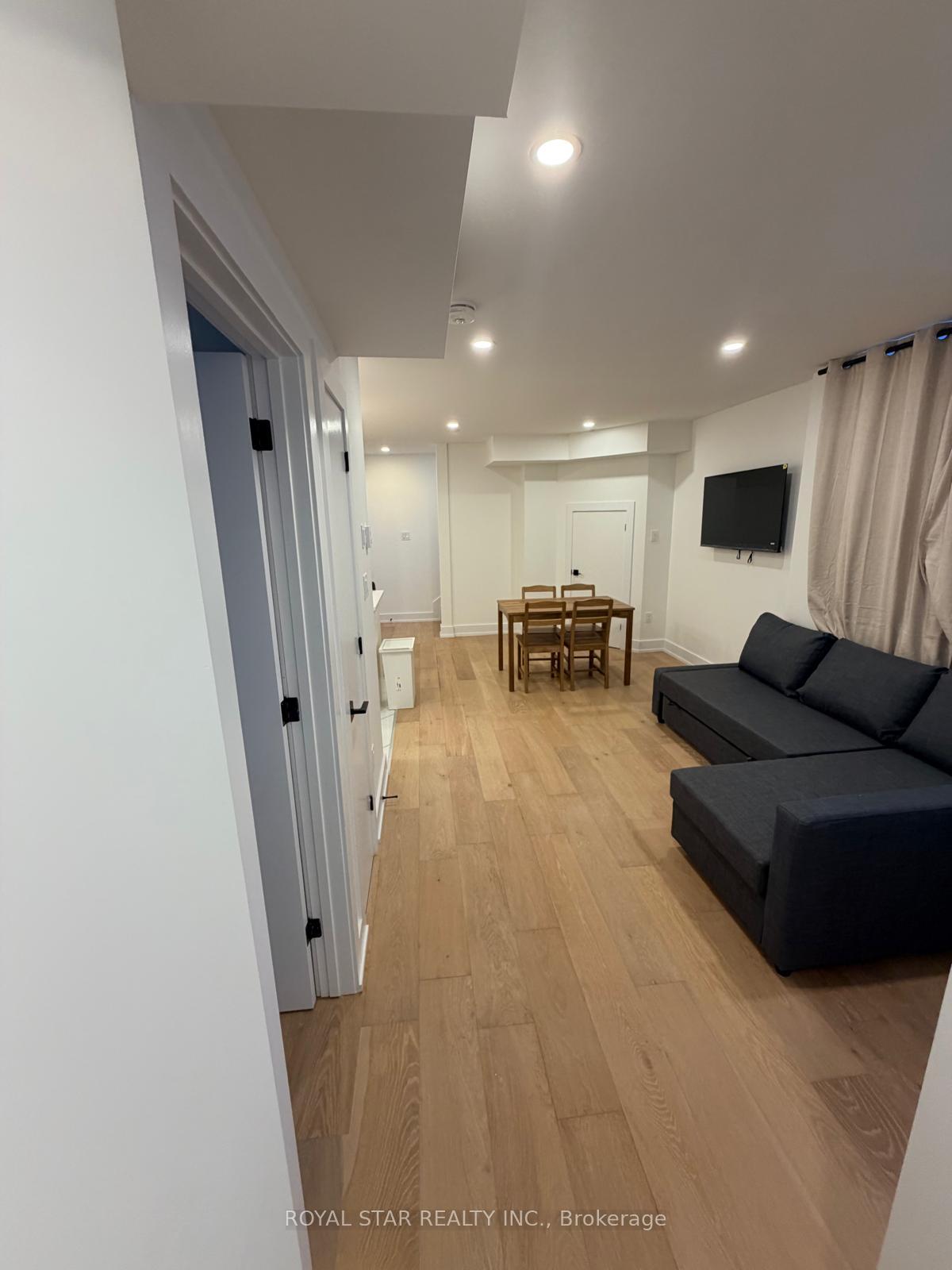 Photo 5 of Unit Unit B, 253 Duncairn Avenue, Ottawa, Westboro/Hampton Park — HOMEH