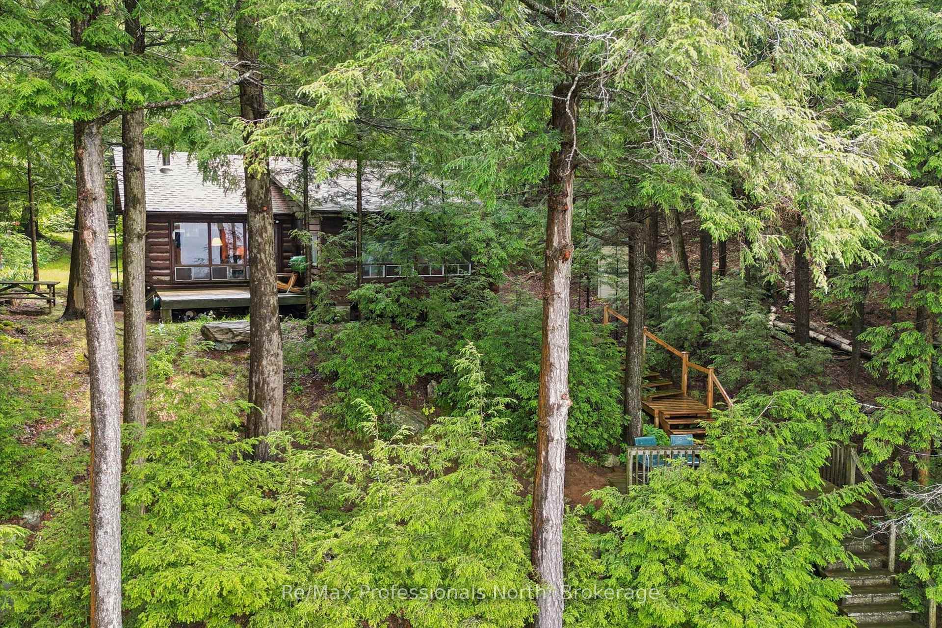 Photo 3 of 1271 Staunton Road, Bracebridge, Draper — HOMEH