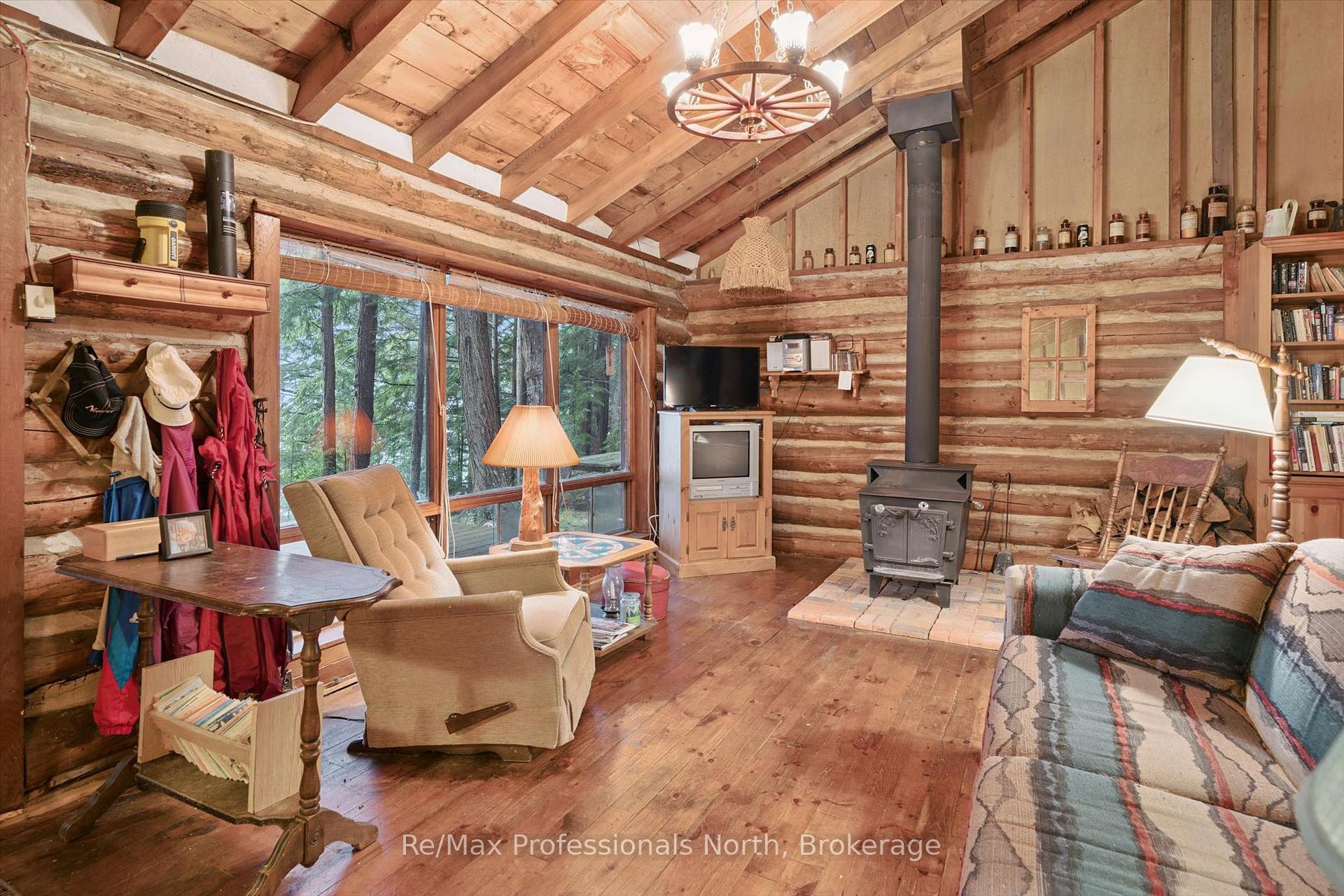 Photo 8 of 1271 Staunton Road, Bracebridge, Draper — HOMEH
