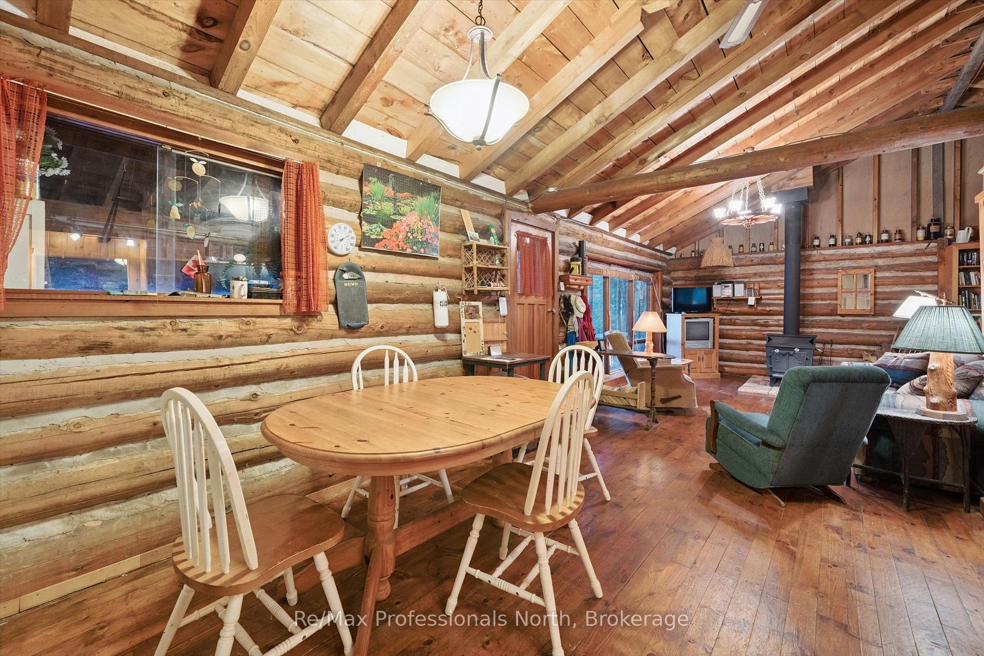 Photo 12 of 1271 Staunton Road, Bracebridge, Draper — HOMEH