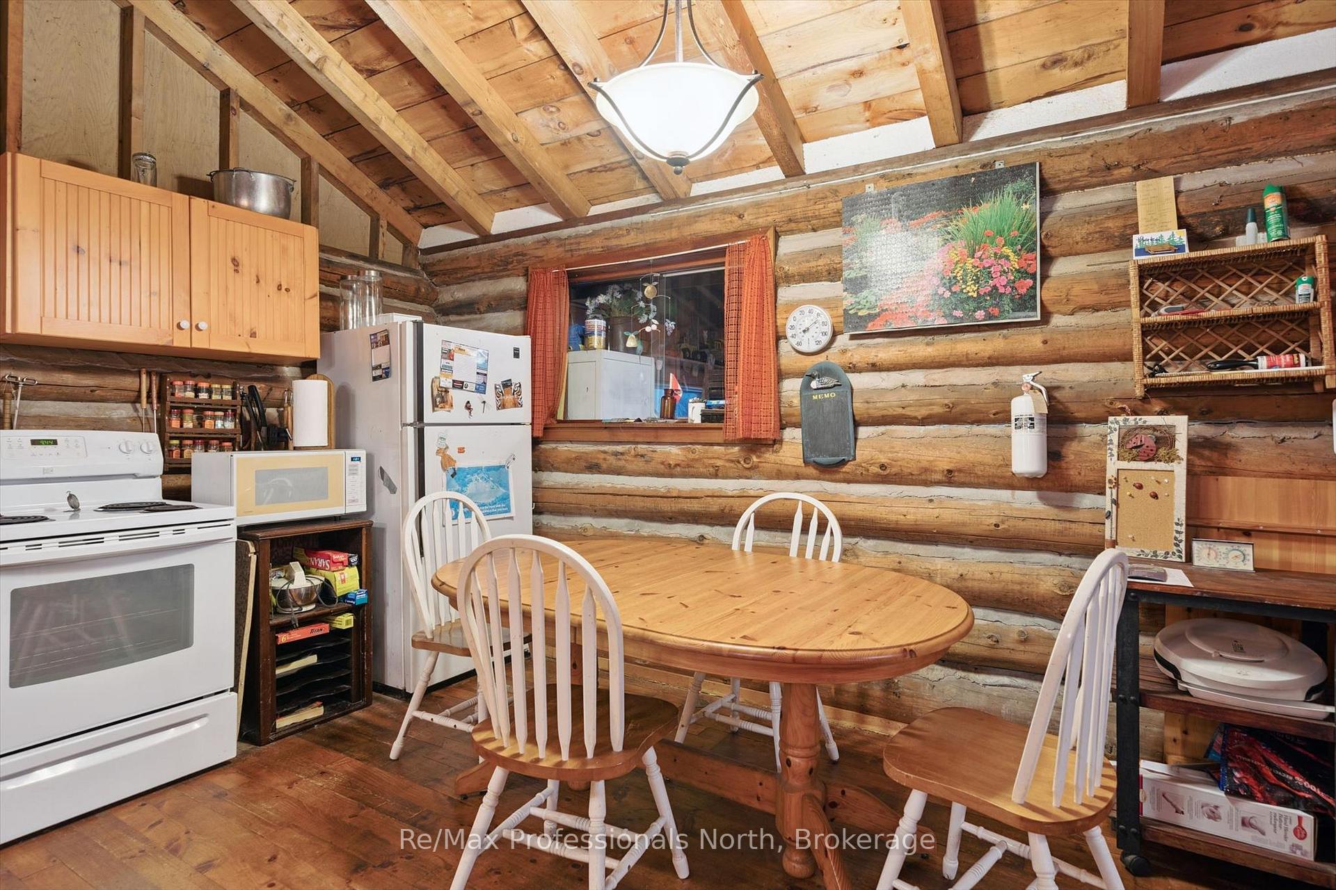 Photo 13 of 1271 Staunton Road, Bracebridge, Draper — HOMEH