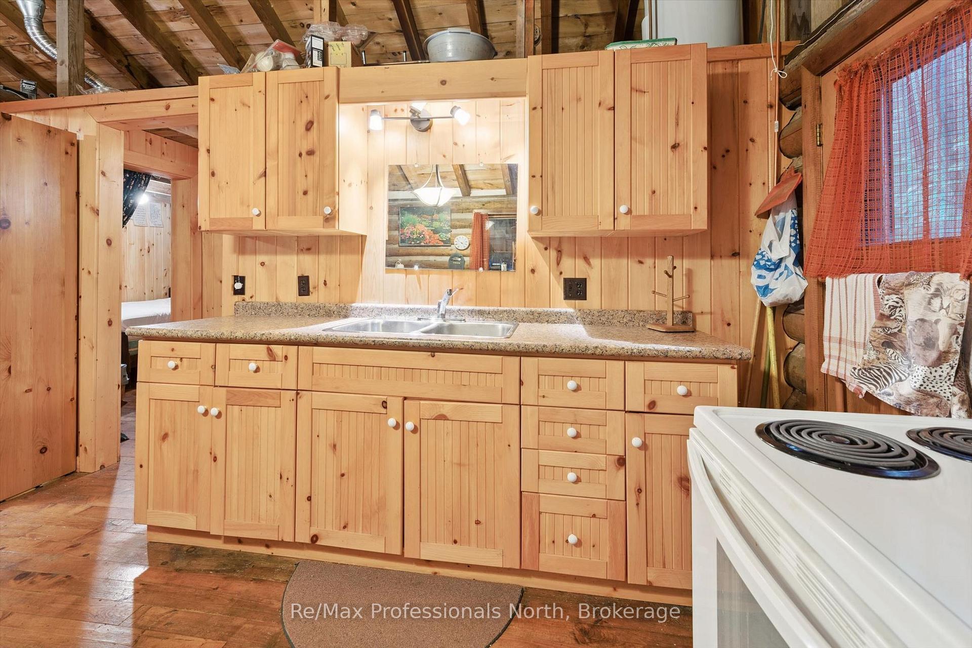 Photo 16 of 1271 Staunton Road, Bracebridge, Draper — HOMEH