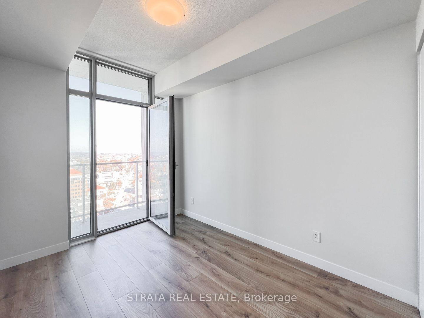 Photo 5 of Unit 3, 60 Frederick Street, Kitchener, Civic Centre — HOMEH