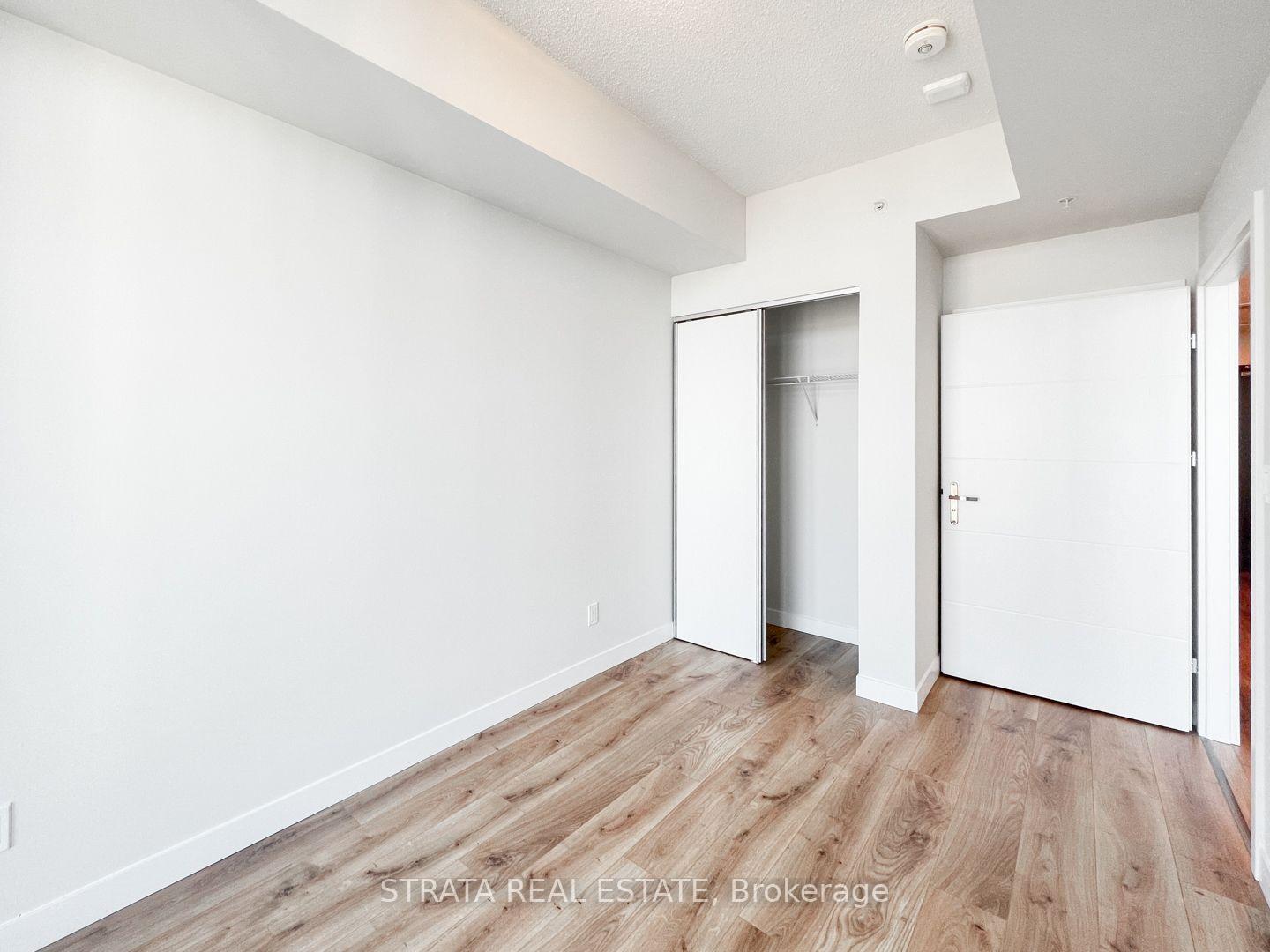 Photo 6 of Unit 3, 60 Frederick Street, Kitchener, Civic Centre — HOMEH