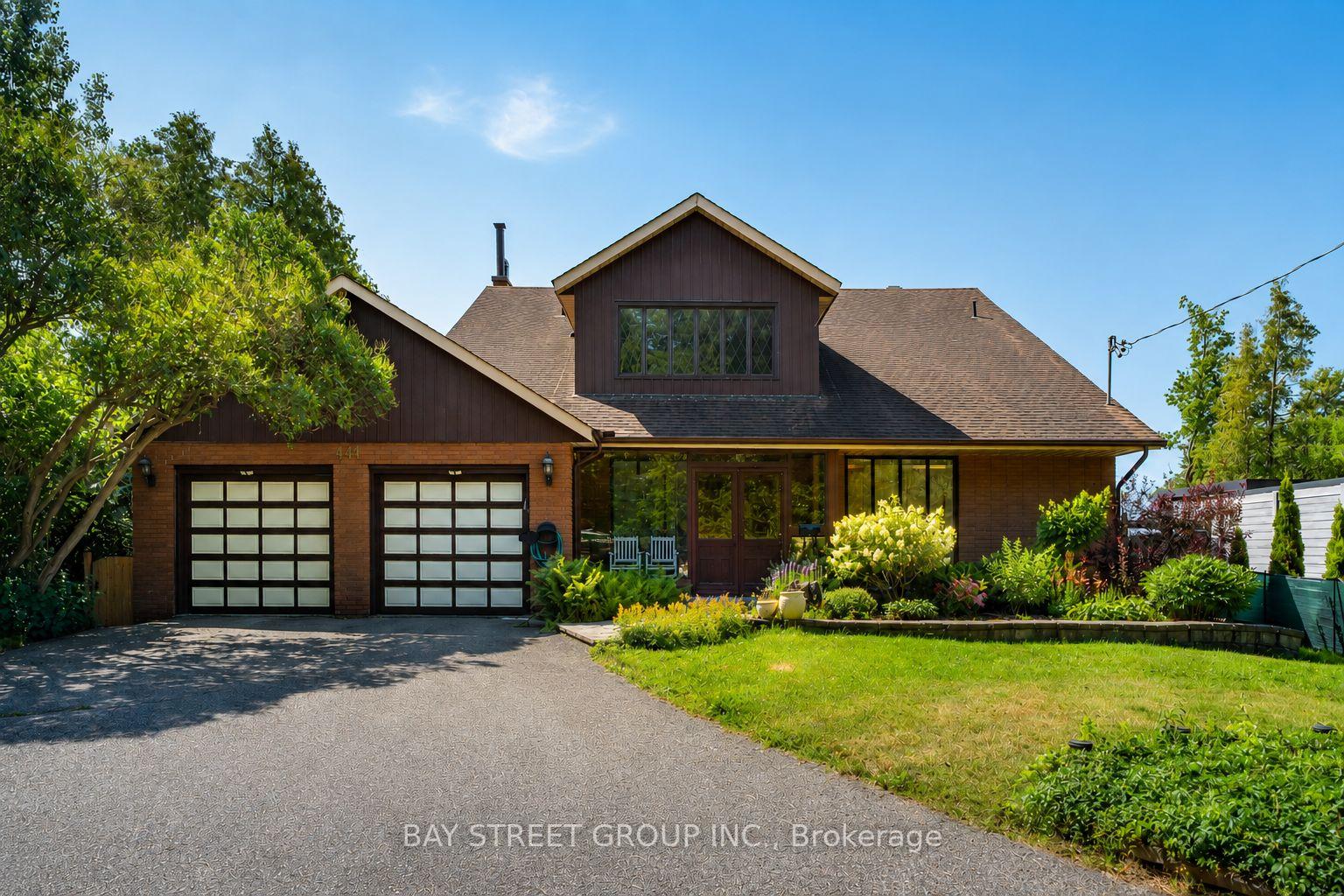 Front of 441 Guildwood Parkway