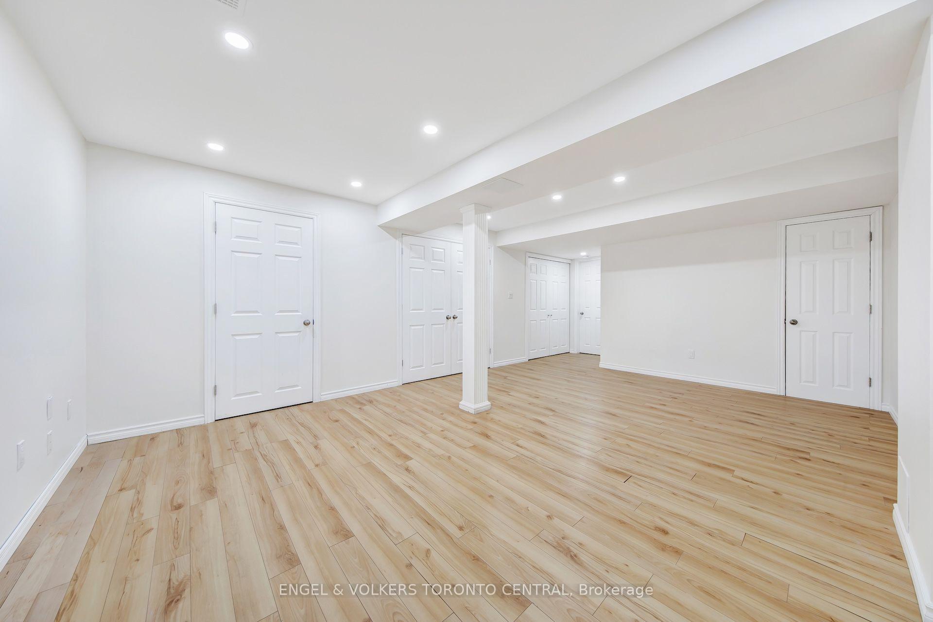 Photo 19 of 1511 Glenbourne Drive, Oshawa, Pinecrest — HOMEH