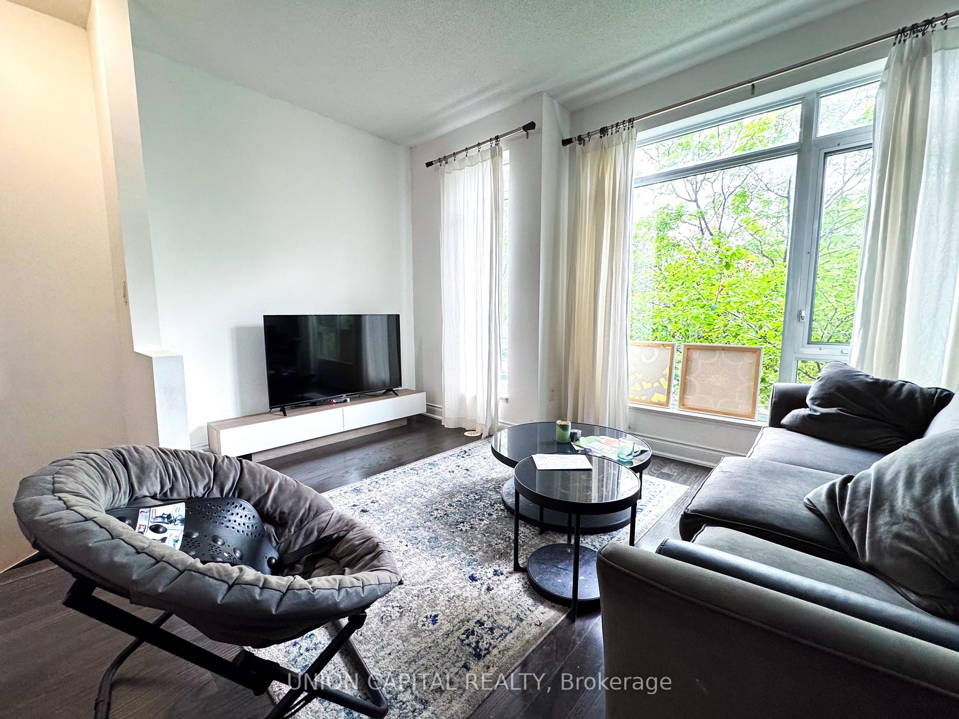 Photo 5 of 291 South Park Road, Markham, Commerce Valley — HOMEH