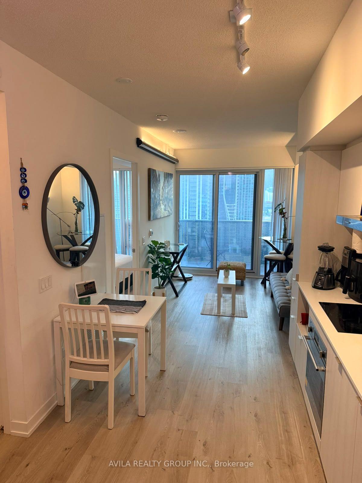 Photo 3 of Unit 2612, 138 Downes Street, Toronto, Waterfront Communities — HOMEH