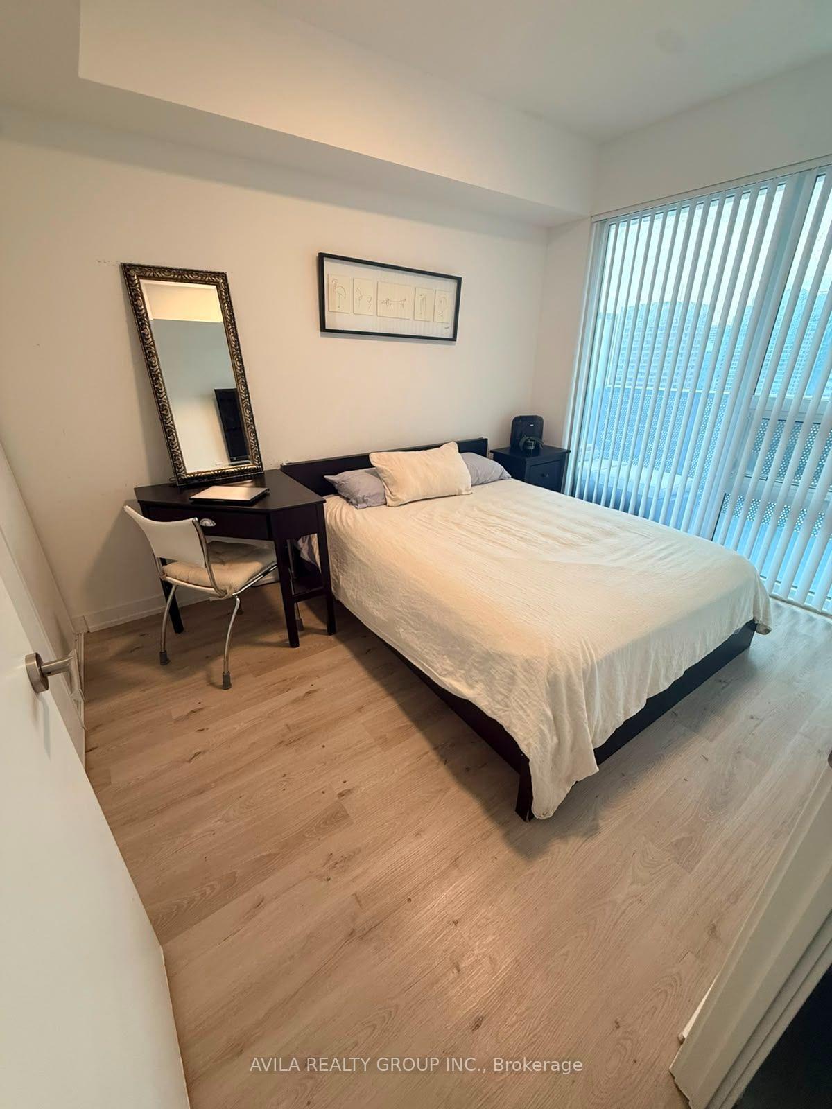 Photo 9 of Unit 2612, 138 Downes Street, Toronto, Waterfront Communities — HOMEH