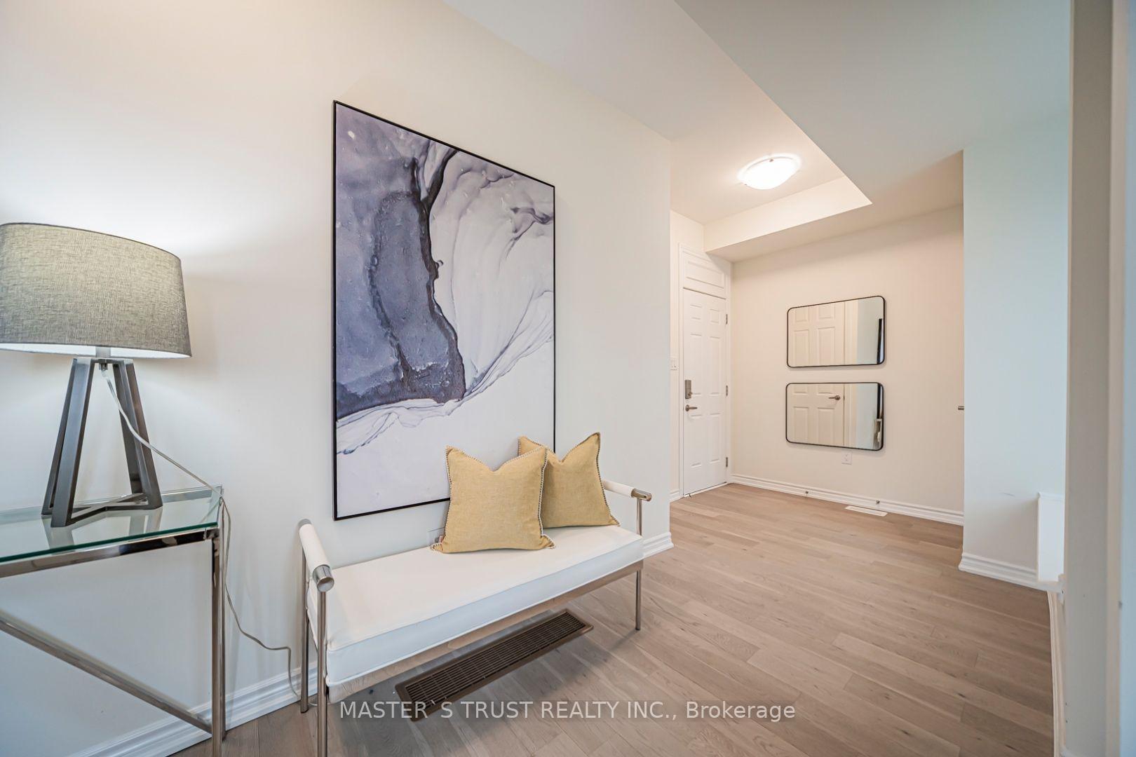 Photo 5 of 286 Beaverbrae Drive, Markham, Victoria Square — HOMEH