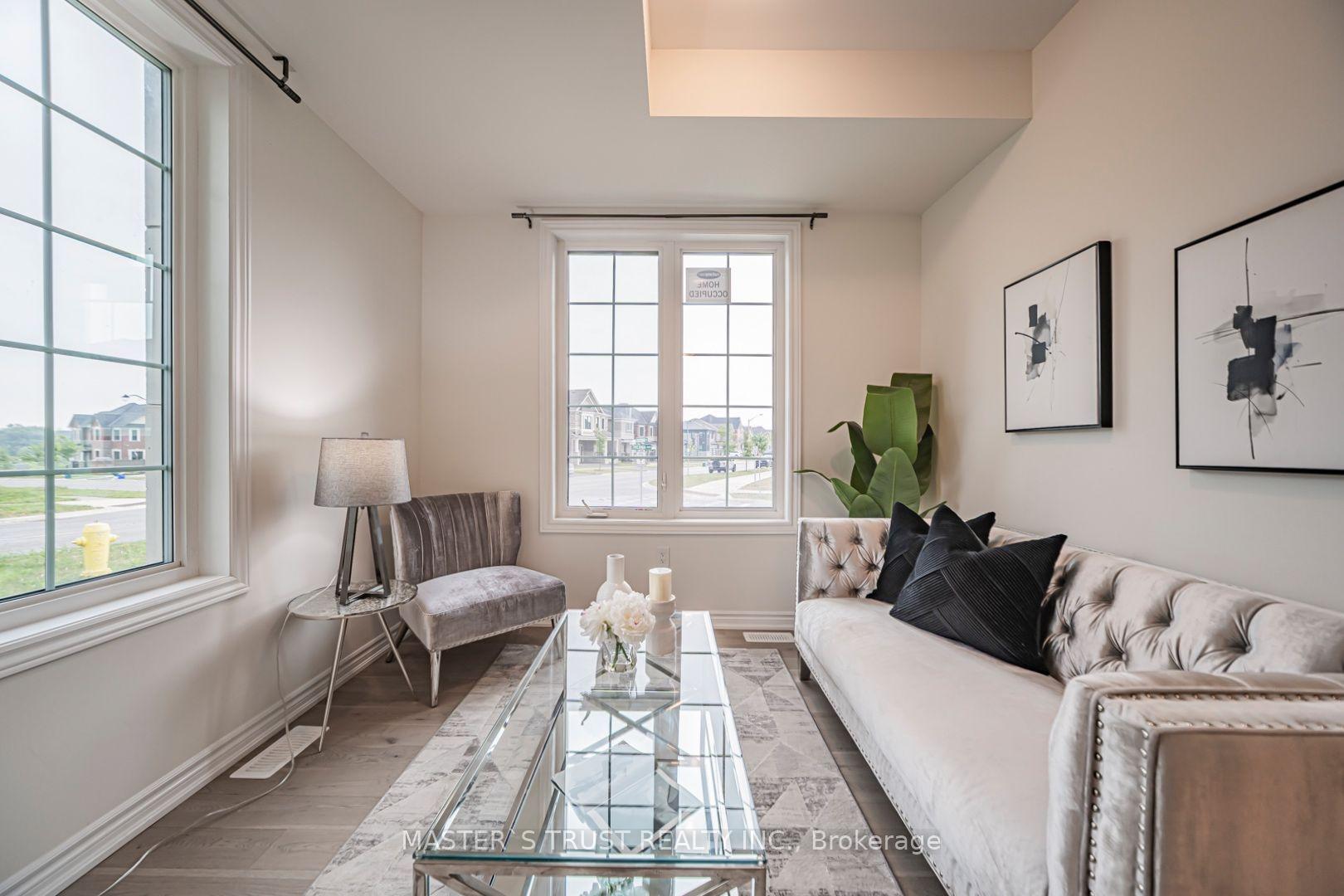Photo 8 of 286 Beaverbrae Drive, Markham, Victoria Square — HOMEH
